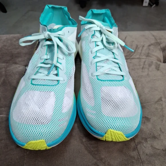 Hoka Cielo Road Unisex Sneakers Size 12 Men 10.5 Women - Picture 3 of 9